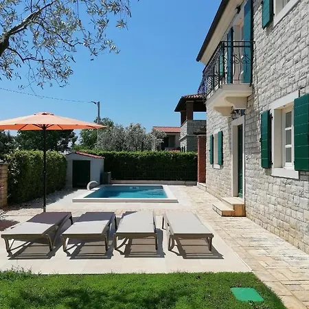 Villa Nika